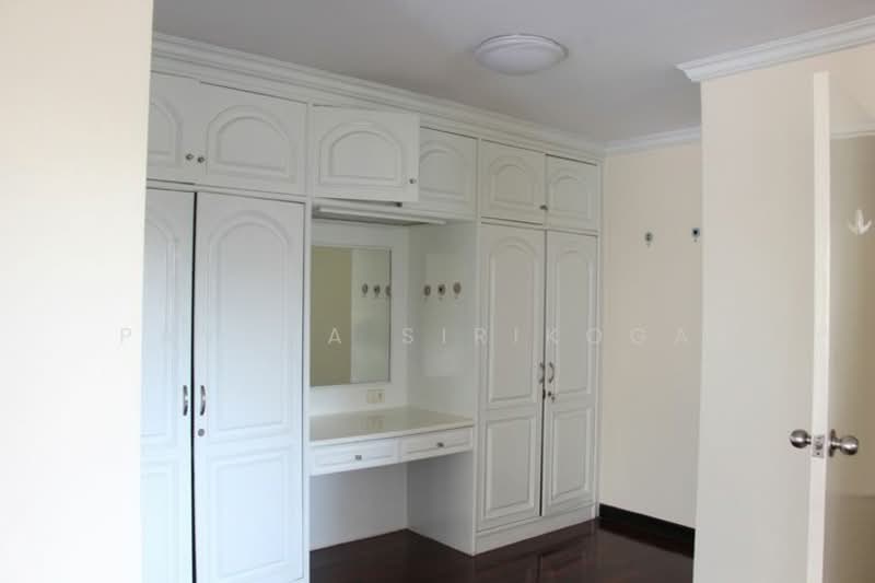 Regent on the Park 1, Bangkok, Soi Sukhumvit 26, Khong Tan, Khlong Toei, Bangkok, 3 Bedrooms, 250 sqm, Condo For Rent, by Pavana Sirikogar, 500182272 - DDproperty.com