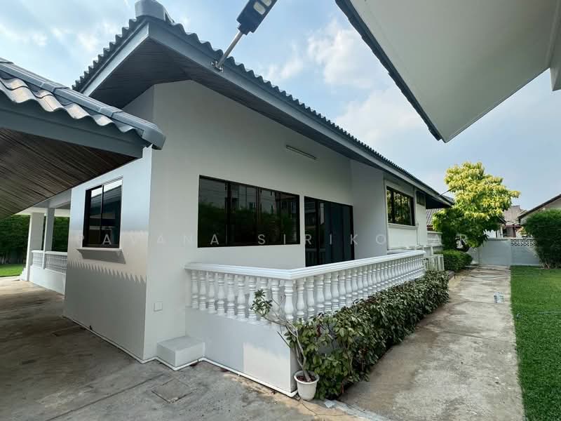 3-BR House, Bangkok, Bang Chak, Phra Khanong, Bangkok, 3 Bedrooms, 400 sqm, Single Detached House For Rent, by Pavana Sirikogar, 500182279 - DDproperty.com