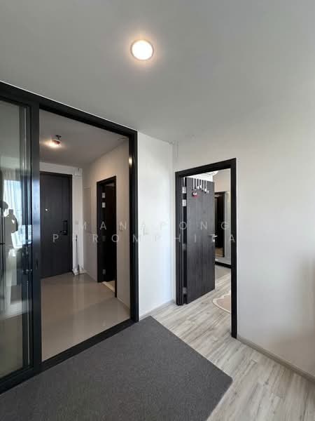 XT Huaikhwang, Bangkok, 244 Ratchadaphisek Road, Huai Khwang, Huai Khwang, Bangkok, 1 Bedroom, 35 sqm, Condo For Rent, by Manapong Phromphitak, 500182306 - DDproperty.com