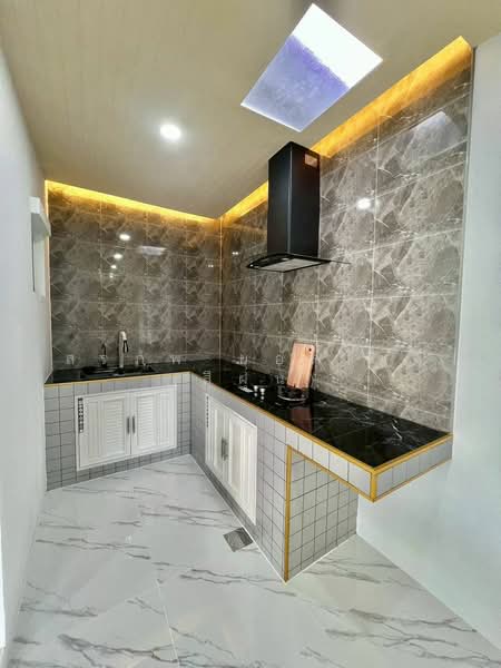 The Trust Town Wongwaen – Lam Luk Ka, Pathum Thani, Soi Bueng Kham Proi, Bung Kham Proi, Lam Luk Ka, Pathum Thani, 3 Bedrooms, 112 sqm, Townhouse For Sale, by สรภพ ยอดไชย (สีฝุ่น), 500182318 - DDproperty.com