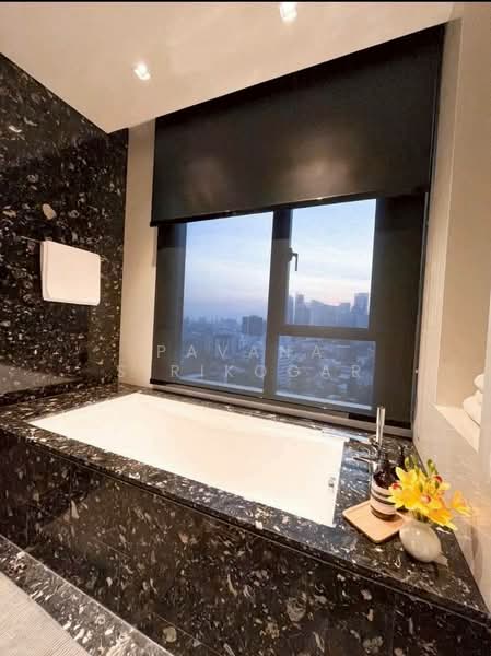 Saladaeng One, Bangkok, Sala Daeng 1 Alley, Silom, Bang Rak, Bangkok, 2 Bedrooms, 113 sqm, Condo For Rent, by Pavana Sirikogar, 500182322 - DDproperty.com