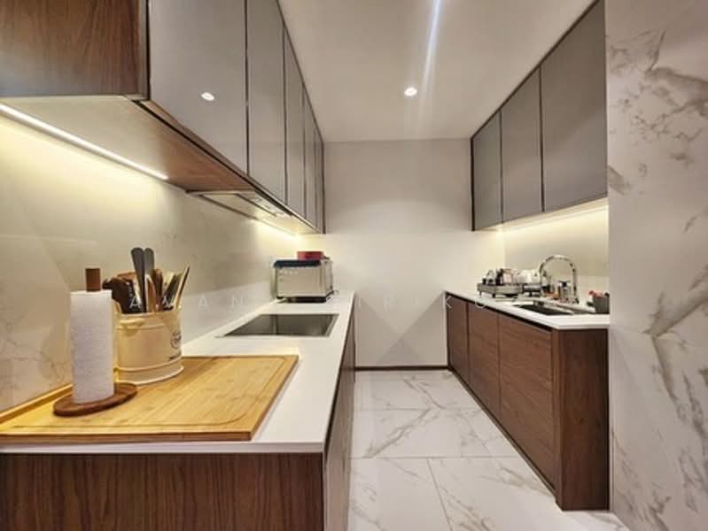 The Estelle Phrom Phong, Bangkok, 131 Soi Sukhumvit 26, Khong Tan, Khlong Toei, Bangkok, 4 Bedrooms, 229 sqm, Condo For Rent, by Pavana Sirikogar, 500182339 - DDproperty.com