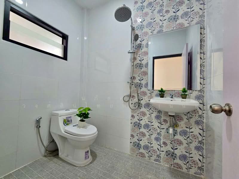 Worarakun House, along Khlong Song, Bangkok, Bang Chun, Khlong Sam Wa, Bangkok, 3 Bedrooms, 80 sqm, Townhouse For Sale, by นภัสศรณ์ วงศ์สินไทยกร (นันท์), 500182351 - DDproperty.com