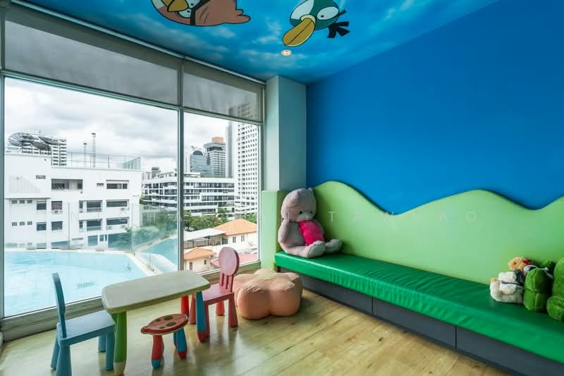 Destiny @ 63, Bangkok, 29-2 Soi Ekamai 10, Khlong Tan Nua, Watthana, Bangkok, 2 Bedrooms, 135 sqm, Condo For Rent, by Nichakorn Tawnao, 500182355 - DDproperty.com