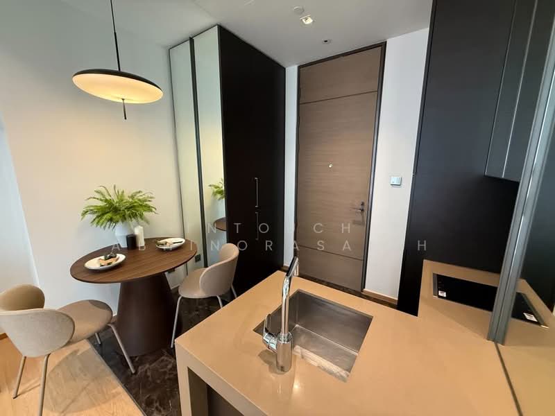 28 Chidlom, Bangkok, 28 Chit Lom Alley, Lumphini, Pathum Wan, Bangkok, 1 Bedroom, 38 sqm, Condo For Rent, by Intouch Abhinorasaeth, 500182358 - DDproperty.com