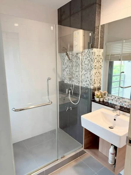 Baan Klang Muang Ladprao-Serithai, Bangkok, 8-2 Soi Serithai 52, Khan Na Yao, Khan Na Yao, Bangkok, 3 Bedrooms, 152 sqm, Townhouse For Sale, by คุณนิว, 500182370 - DDproperty.com