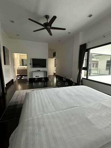 4-BR Villa, Bangkok, Khlong Tan Nua, Watthana, Bangkok, 4 Bedrooms, 550 sqm, Villa For Rent, by Pavana Sirikogar, 500182398 - DDproperty.com