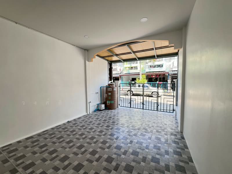 หมู่บ้านตะวันนา ซ.จตุโชติ12 ถ.สุขาภิบาล5 แขวงออเงิน เขตสายไหม กทม., กรุงเทพ, สุขาภิบาล5, ออเงิน, สายไหม, กรุงเทพ, 80 ตร.ม., ทาวน์เฮ้าส์ ขาย, โดย นภัสศรณ์ วงศ์สินไทยกร (นันท์), 500182427 - DDproperty.com