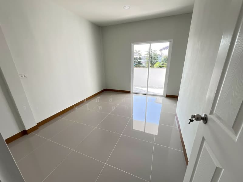 หมู่บ้านตะวันนา ซ.จตุโชติ12 ถ.สุขาภิบาล5 แขวงออเงิน เขตสายไหม กทม., กรุงเทพ, สุขาภิบาล5, ออเงิน, สายไหม, กรุงเทพ, 80 ตร.ม., ทาวน์เฮ้าส์ ขาย, โดย นภัสศรณ์ วงศ์สินไทยกร (นันท์), 500182427 - DDproperty.com