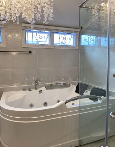 House area Sukhumvit 50, Bangkok, Bang Chak, Phra Khanong, Bangkok, 4 Bedrooms, 310 sqm, Single Detached House For Rent, by Nutprawee Kaseamruangkit, 500182445 - DDproperty.com