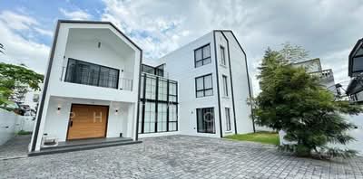 ขาย - Detached house next to Icon Siam, กรุงเทพ