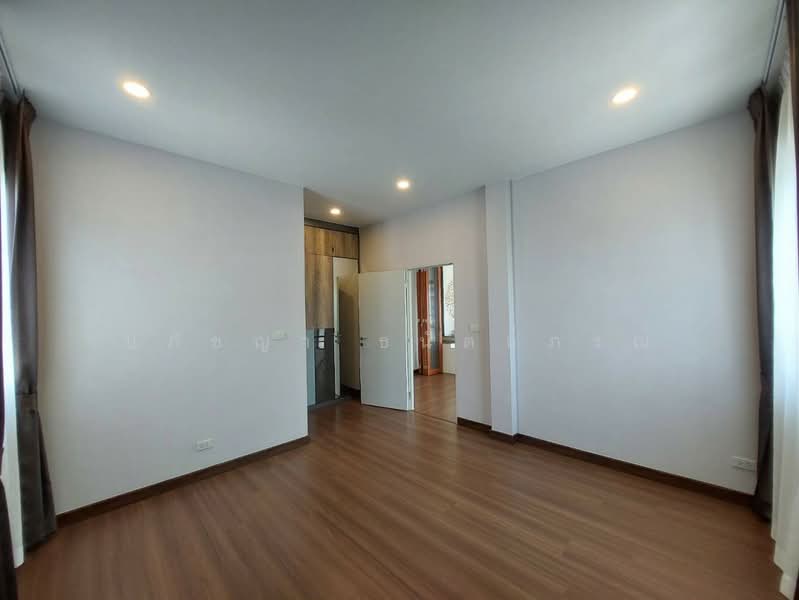 The City Boromarajonani-Thawiwatthana, Bangkok, 504 Soi Borommaratchachonnani 78, Sala Thammasop, Thawi Watthana, Bangkok, 4 Bedrooms, 300 sqm, Single Detached House For Sale, by ปภัชญา ธนัตถ์ภรณ์, 500182462 - DDproperty.com