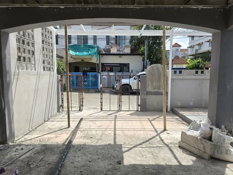  เค.ซี. รามอินทรา 8, กรุงเทพ, ถนนหทัยราษฎร์, สามวาตะวันตก, คลองสามวา, กรุงเทพ, 112 ตร.ม., ทาวน์เฮ้าส์ ขาย, โดย นภัสศรณ์ วงศ์สินไทยกร (นันท์), 500182478 - DDproperty.com