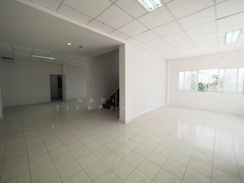 ซอยสาธุประดิษฐ์ 49, กรุงเทพ, บางโพงพาง, ยานนาวา, กรุงเทพ, 290 ตร.ม., ตึกแถว-อาคารพาณิชย์ ให้เช่า, โดย Napittha Tiyapanitkun, 500182481 - DDproperty.com