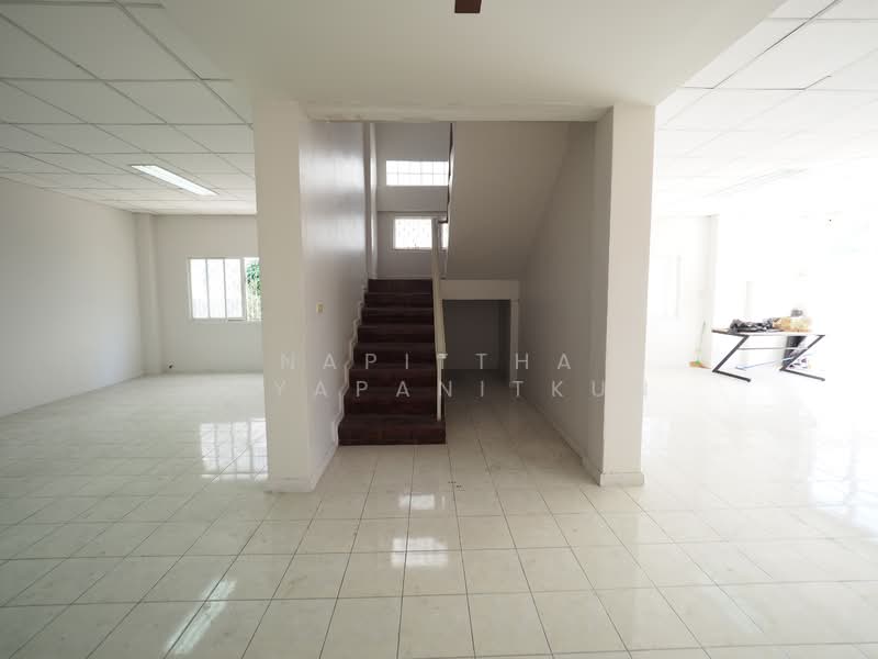 Soi Sathu Pradit 49, Rama 3 Zone, Bangkok, Bang Pong Pang, Yan Nawa, Bangkok, , 290 sqm, Shophouse For Rent, by Napittha Tiyapanitkun, 500182481 - DDproperty.com