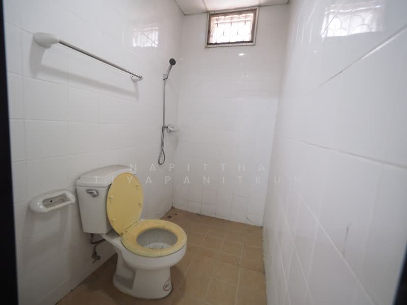 Soi Sathu Pradit 49, Rama 3 Zone, Bangkok, Bang Pong Pang, Yan Nawa, Bangkok, , 290 sqm, Shophouse For Rent, by Napittha Tiyapanitkun, 500182481 - DDproperty.com