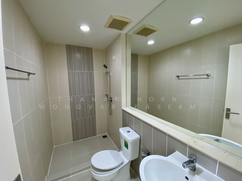 Baan Klang Muang Rama 9-Ramkhmahaeng, Bangkok, Soi Ramkhamhaeng 39, Phlapphla, Wang Thonglang, Bangkok, 3 Bedrooms, 149 sqm, Townhouse For Sale, by Thananthorn Wongvarnkaseam, 500182482 - DDproperty.com