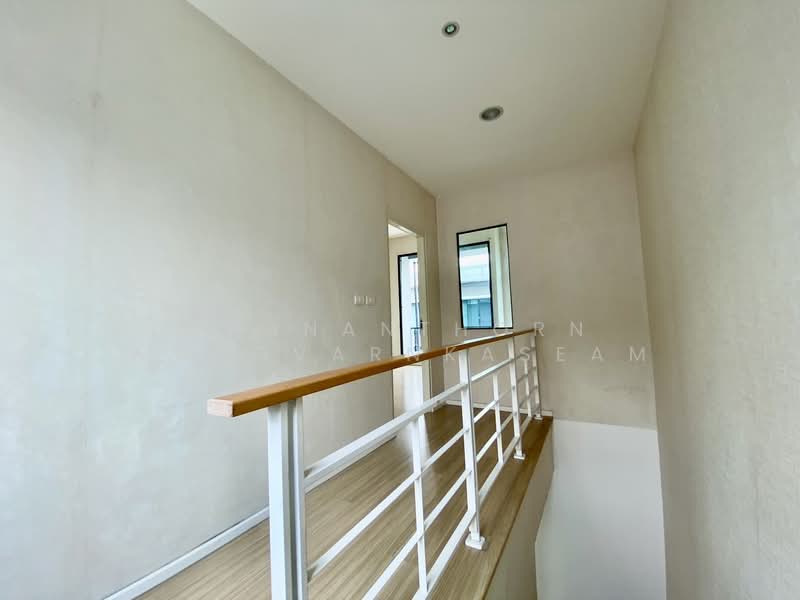 Baan Klang Muang Rama 9-Ramkhmahaeng, Bangkok, Soi Ramkhamhaeng 39, Phlapphla, Wang Thonglang, Bangkok, 3 Bedrooms, 149 sqm, Townhouse For Sale, by Thananthorn Wongvarnkaseam, 500182482 - DDproperty.com