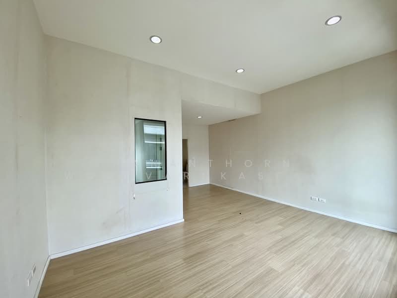 Baan Klang Muang Rama 9-Ramkhmahaeng, Bangkok, Soi Ramkhamhaeng 39, Phlapphla, Wang Thonglang, Bangkok, 3 Bedrooms, 149 sqm, Townhouse For Sale, by Thananthorn Wongvarnkaseam, 500182482 - DDproperty.com