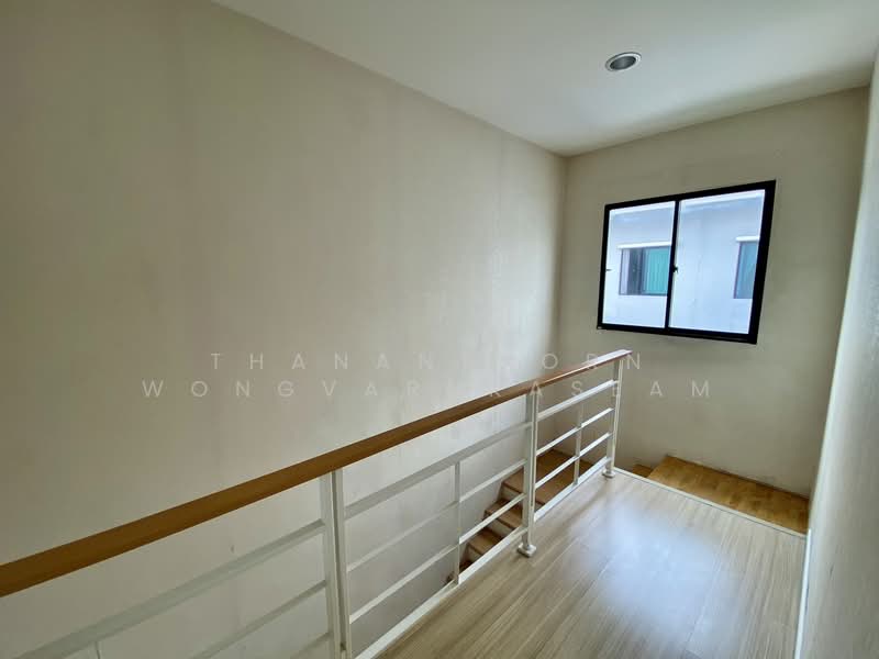 Baan Klang Muang Rama 9-Ramkhmahaeng, Bangkok, Soi Ramkhamhaeng 39, Phlapphla, Wang Thonglang, Bangkok, 3 Bedrooms, 149 sqm, Townhouse For Sale, by Thananthorn Wongvarnkaseam, 500182482 - DDproperty.com