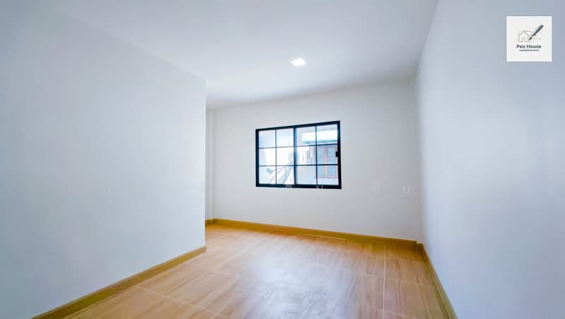 Moobaan K.C. Ramintra 7, Bangkok, Sam Wa Tawan Tok, Khlong Sam Wa, Bangkok, 2 Bedrooms, 80 sqm, Townhouse For Sale, by เพ็ญศิริ ตุ้มเทียน, 500182498 - DDproperty.com