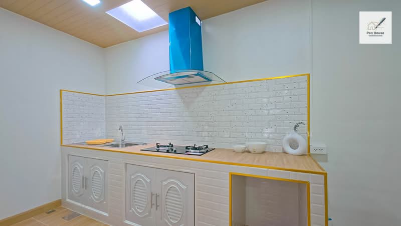 Moobaan K.C. Ramintra 7, Bangkok, Sam Wa Tawan Tok, Khlong Sam Wa, Bangkok, 2 Bedrooms, 80 sqm, Townhouse For Sale, by เพ็ญศิริ ตุ้มเทียน, 500182498 - DDproperty.com