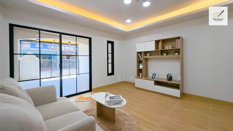 Moobaan K.C. Ramintra 7 : หมู่บ้านเค.ซี. รามอินทรา 7, กรุงเทพ, สามวาตะวันตก, คลองสามวา, กรุงเทพ, 80 ตร.ม., ทาวน์เฮ้าส์ ขาย, โดย เพ็ญศิริ ตุ้มเทียน, 500182498 - DDproperty.com