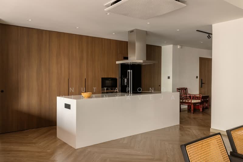 Newton Tower, Bangkok, Soi Sukhumvit 6, Khlong Toei, Khlong Toei, Bangkok, 2 Bedrooms, 188 sqm, Condo For Sale, by Nuttapong Hiranyaveja, 500182510 - DDproperty.com