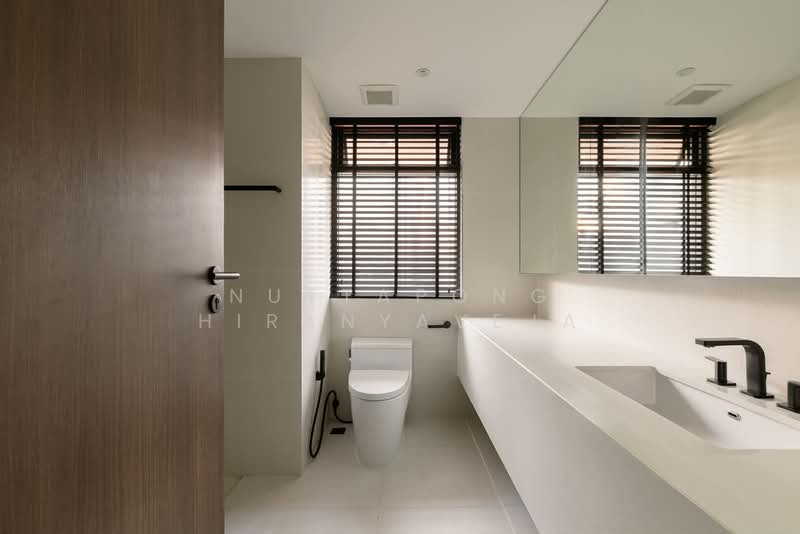 Newton Tower, Bangkok, Soi Sukhumvit 6, Khlong Toei, Khlong Toei, Bangkok, 2 Bedrooms, 188 sqm, Condo For Sale, by Nuttapong Hiranyaveja, 500182510 - DDproperty.com