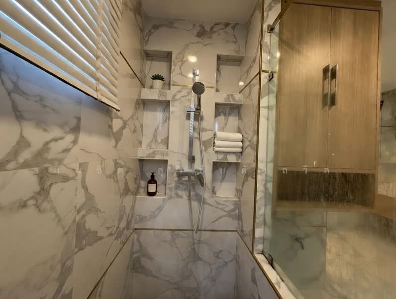 Suanmali Center, Bangkok, Khlong Maha Nak, Pom Prap Sattru Phai, Bangkok, 1 Bedroom, 166 sqm, Townhouse For Rent, by Monchit Surachaidunthavin, 500182512 - DDproperty.com