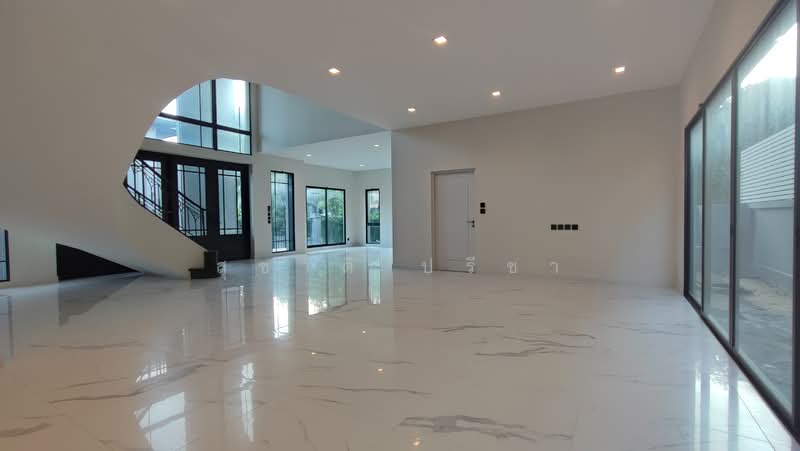 Grand Bangkok Boulevard Bangna-Onnut, Bangkok, Sukhaphiban 2 Road, Dok Mai, Prawet, Bangkok, 4 Bedrooms, 573 sqm, Single Detached House For Sale, by สุชาติ ปรีชา, 500182513 - DDproperty.com