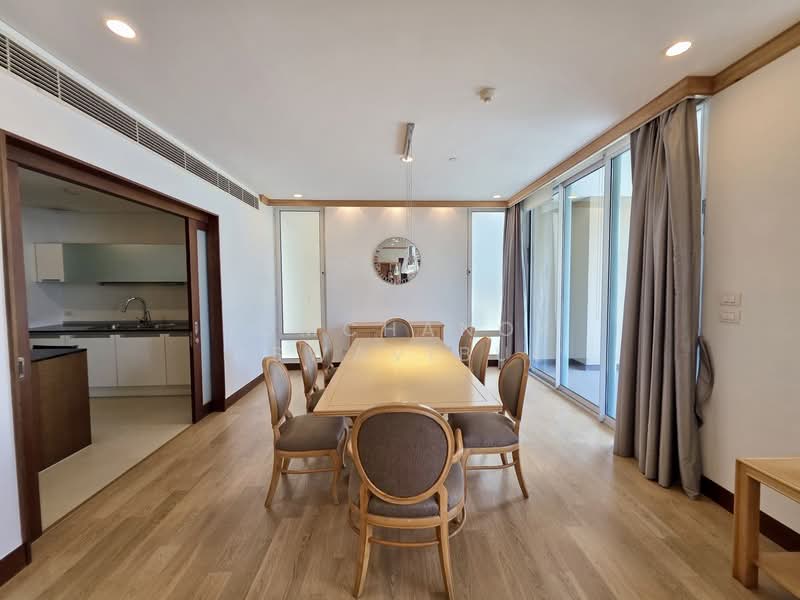 The Park Chidlom, Bangkok, 1 Petchaburi Road, Pathum Wan, Pathum Wan, Bangkok, 3 Bedrooms, 258 sqm, Condo For Sale, by Jomchanok Aswavibul, 500182519 - DDproperty.com