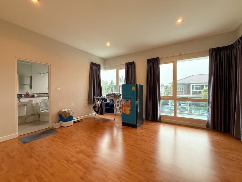 The Grand Pinklao, Bangkok, 594 Borommaratchachonnani Road, Sala Thammasop, Thawi Watthana, Bangkok, 4 Bedrooms, 300 sqm, Single Detached House For Sale, by ประมวลศักดิ์ รักชื่น, 500182521 - DDproperty.com