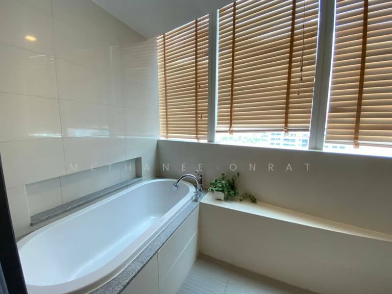 Millennium Residence, Bangkok, Sukhumvit Road, Khlong Toei, Khlong Toei, Bangkok, 2 Bedrooms, 128 sqm, Condo For Sale, by Methanee Onrat, 500182524 - DDproperty.com