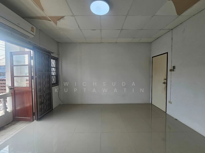 Rin Thong Village Ramkhamhaeng190, Bangkok, รามคำแหง190, Saen Sab, Min Buri, Bangkok, 2 Bedrooms, 56 sqm, Townhouse For Sale, by Wichsuda Kuptawatin, 500182546 - DDproperty.com