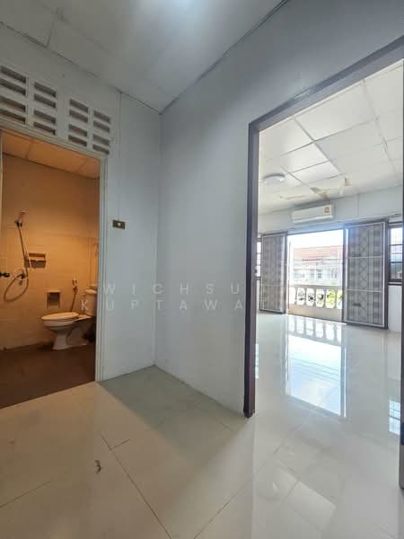 Rin Thong Village Ramkhamhaeng190, Bangkok, รามคำแหง190, Saen Sab, Min Buri, Bangkok, 2 Bedrooms, 56 sqm, Townhouse For Sale, by Wichsuda Kuptawatin, 500182546 - DDproperty.com