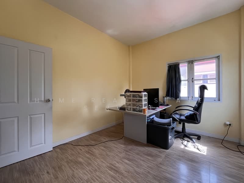 Lalin Greenville Ladkrabang 14/1 : ลลิลกรีนวิลล์ ลาดกระบัง14/1, สมุทรปราการ, ซอยหมู่บ้านลลิลกรีนวิลล์, ราชาเทวะ, บางพลี, สมุทรปราการ, 230 ตร.ม., บ้านเดี่ยว ขาย, โดย HOME Real Estate Service, 500182575 - DDproperty.com