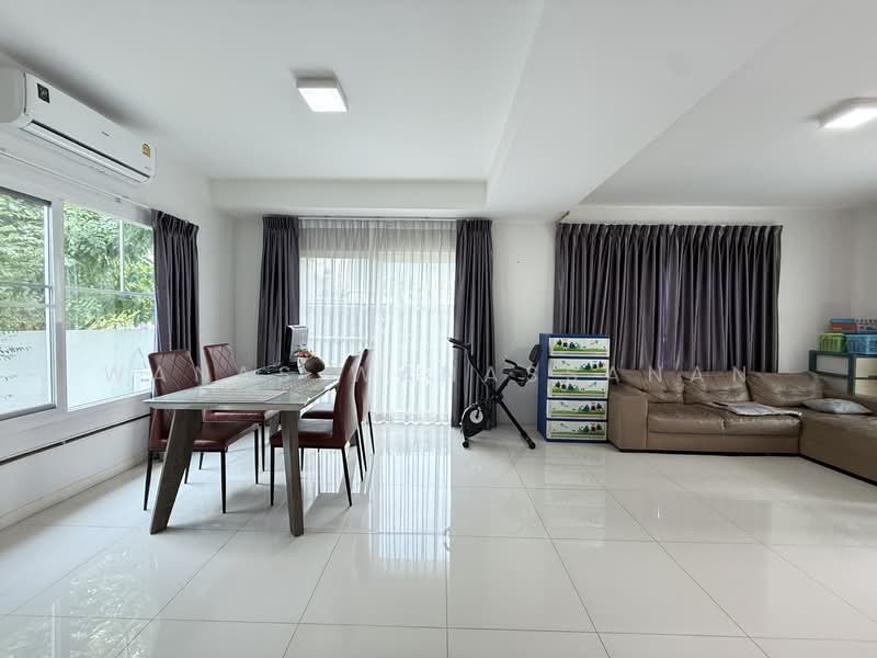 Sivalee Srinakarin-Romklao : สีวลี ศรีนครินทร์-ร่มเกล้า, กรุงเทพ, 6 Soi 2 Minburi, มีนบุรี, มีนบุรี, กรุงเทพ, 161 ตร.ม., บ้านเดี่ยว ขาย, โดย Wanas Wanassanan, 500182580 - DDproperty.com