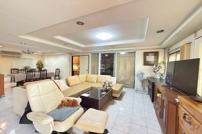 เสนานิเวศน์ 1, Bangkok, เสนานิคม 1, Lat Phrao, Lat Phrao, Bangkok, 3 Bedrooms, 230 sqm, Single Detached House For Sale, by สง่าชัย ไทรทองคำ, 500182581 - DDproperty.com