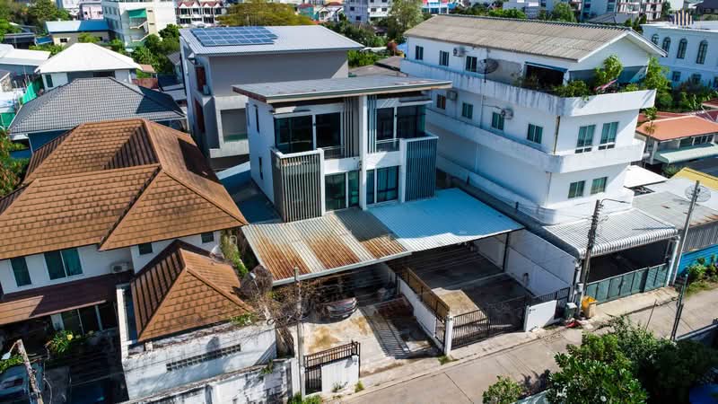 ขาย - ขายถูกโฮมออฟฟิศขนาด 50 ตร.ว ใช้สอย 147.55 ตร.ม ทำเลเชื่อมต่อลาดพร้าวเลียบด่วนรามอินทราเหมาะธุรกิจ, กรุงเทพ