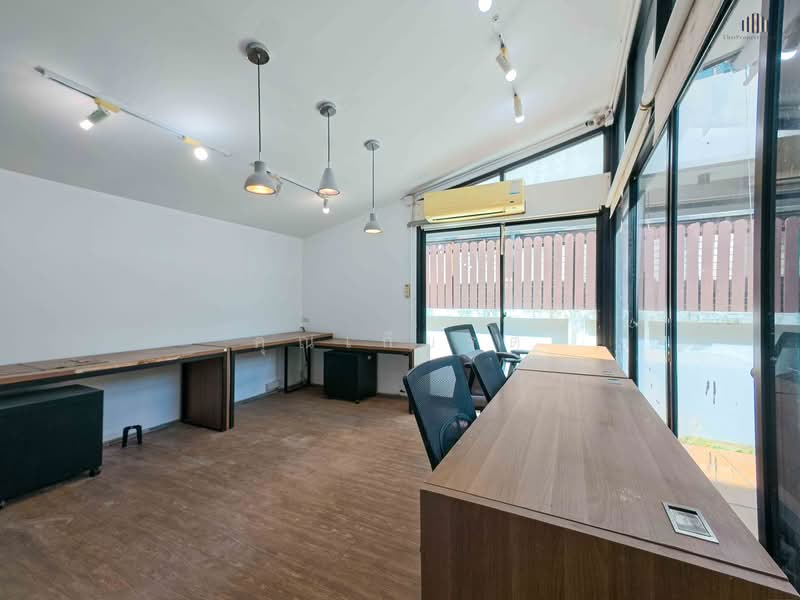 ขาย - ขายถูกโฮมออฟฟิศขนาด 50 ตร.ว ใช้สอย 147.55 ตร.ม ทำเลเชื่อมต่อลาดพร้าวเลียบด่วนรามอินทราเหมาะธุรกิจ, กรุงเทพ