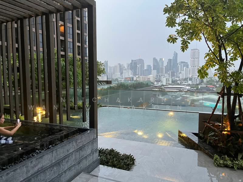 Oka Haus Sukhumvit 36, Bangkok, 3399 Rama 4 Road, Khong Tan, Khlong Toei, Bangkok, 2 Bedrooms, 50 sqm, Condo For Sale, by Nitchakarn  Wanitwichakornkit , 500182642 - DDproperty.com