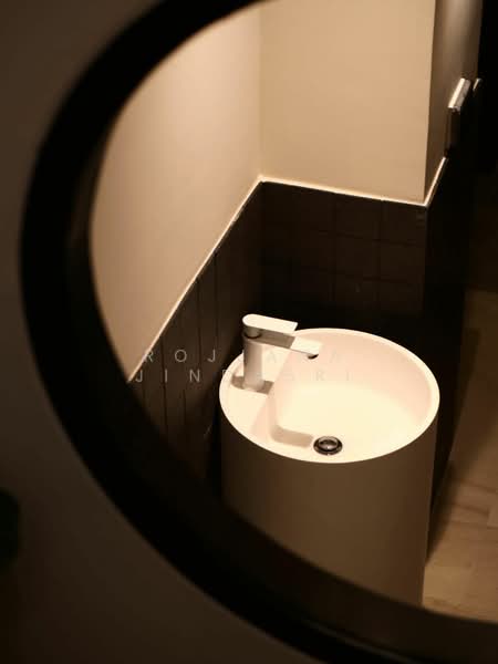 ทาวน์เฮ้าส์ 3-ห้องนอน, กรุงเทพ, คลองตันเหนือ, วัฒนา, กรุงเทพ, 210 ตร.ม., ทาวน์เฮ้าส์ ขาย, โดย Rojjana Jindasri, 500182657 - DDproperty.com