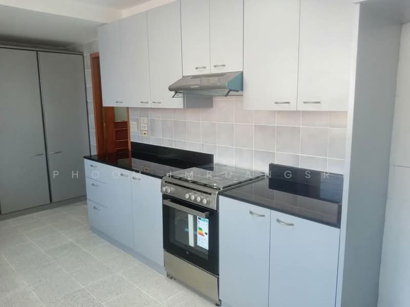 President Park Sukhumvit 24, Bangkok, 99 Sukhumvit 24 Alley, Khlongtoei Nua, Watthana, Bangkok, 3 Bedrooms, 262 sqm, Condo For Rent, by Phoom Imruangsri, 500182701 - DDproperty.com