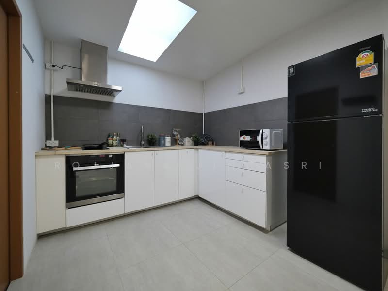 3-BR House, Bangkok, Khlong Tan Nua, Watthana, Bangkok, 3 Bedrooms, 165 sqm, Single Detached House For Sale, by Rojjana Jindasri, 500182723 - DDproperty.com