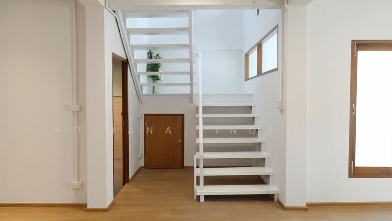 บ้าน 3-ห้องนอน, กรุงเทพ, คลองตันเหนือ, วัฒนา, กรุงเทพ, 165 ตร.ม., บ้านเดี่ยว ขาย, โดย Rojjana Jindasri, 500182723 - DDproperty.com