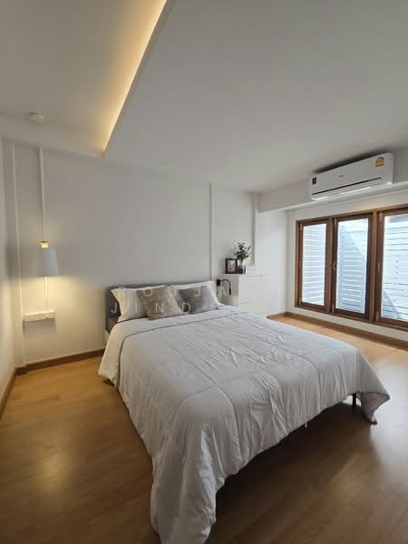 3-BR House, Bangkok, Khlong Tan Nua, Watthana, Bangkok, 3 Bedrooms, 165 sqm, Single Detached House For Sale, by Rojjana Jindasri, 500182723 - DDproperty.com