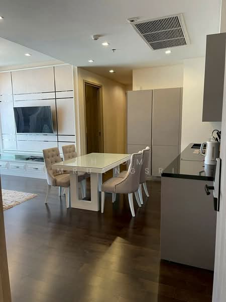 The XXXIX By Sansiri, Bangkok, 300 Soi Sukhumvit 39, Khlong Tan Nua, Watthana, Bangkok, 2 Bedrooms, 90 sqm, Condo For Rent, by Phoom Imruangsri, 500182751 - DDproperty.com