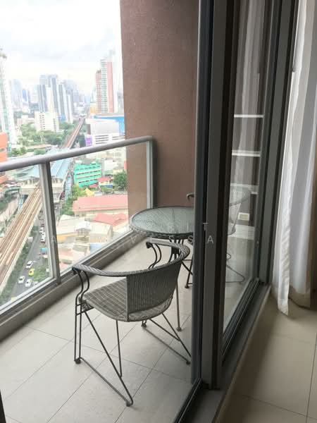 The Lofts Ekkamai, Bangkok, 1415 Sukhumvit Road, Phra Kanong Nua, Watthana, Bangkok, 2 Bedrooms, 74 sqm, Condo For Sale, by Komkrit  Arunvessased , 500182786 - DDproperty.com