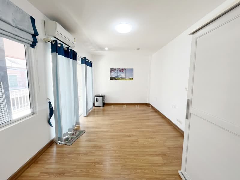 The Trust Town Ratchapruek - Rattanathibet, Nonthaburi, 98 Ratchaphruek Road, Om Kret, Pak Kret, Nonthaburi, 3 Bedrooms, 120 sqm, Townhouse For Sale, by ณัฏฐ์อาณา บรรยงกะเสนา ณ อยุธยา, 500182860 - DDproperty.com